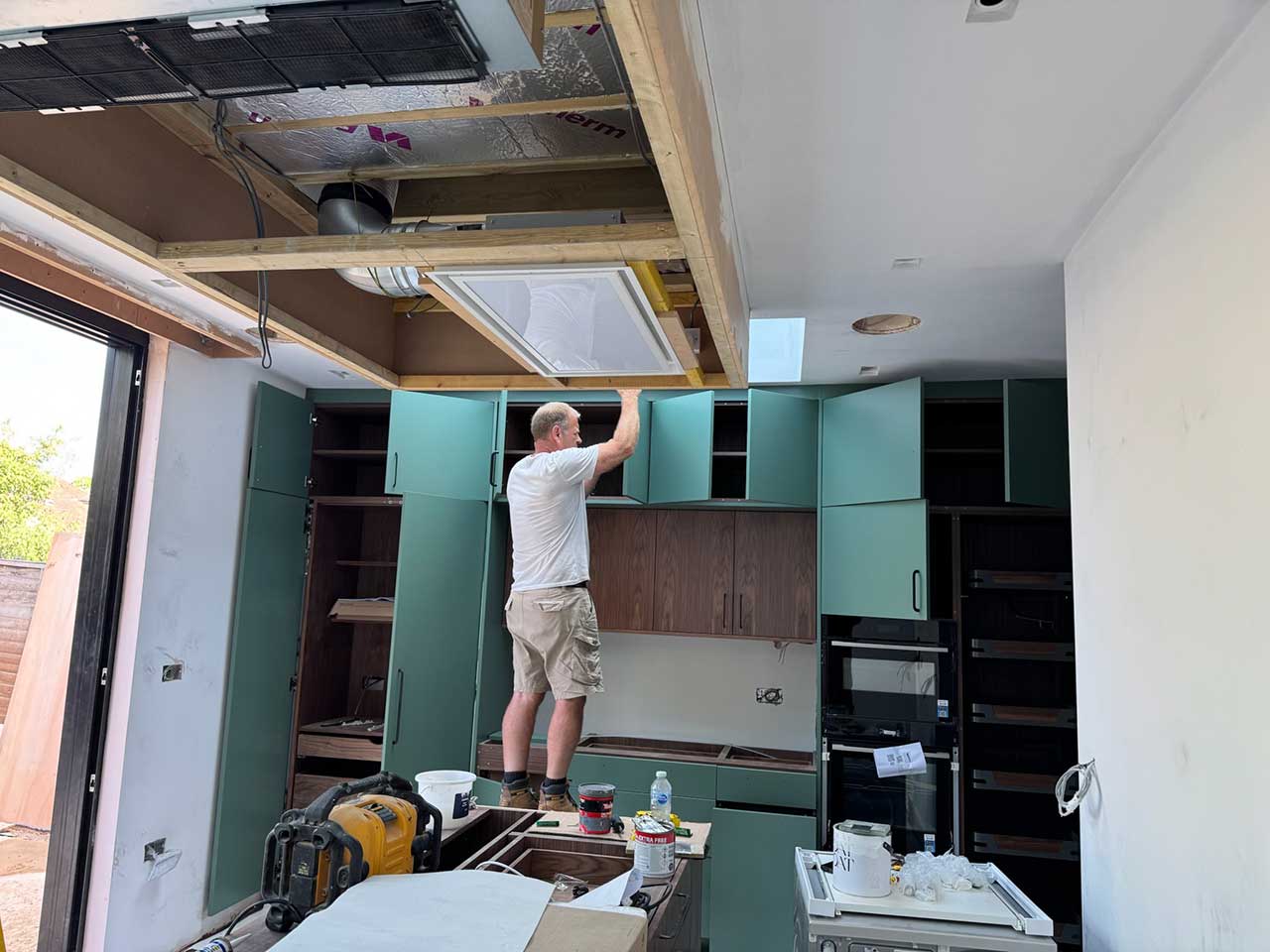 myconos construction 0038
