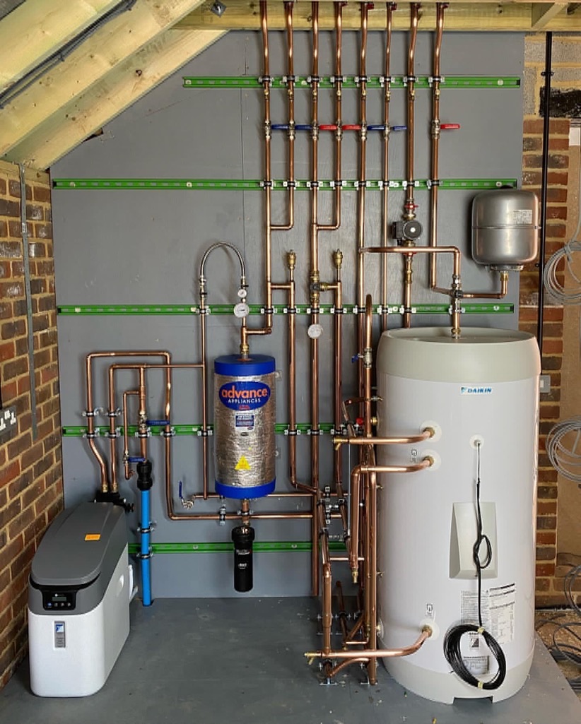 MYCONOS professional plumbing and heating project